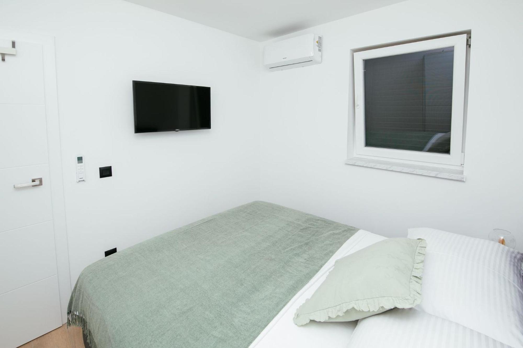 Didixi Apartments Пакоштане Екстер'єр фото